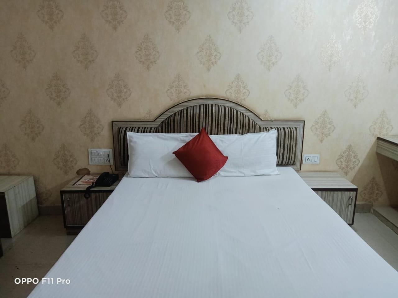 Hotel Ambassador Inn Гваліор Екстер'єр фото